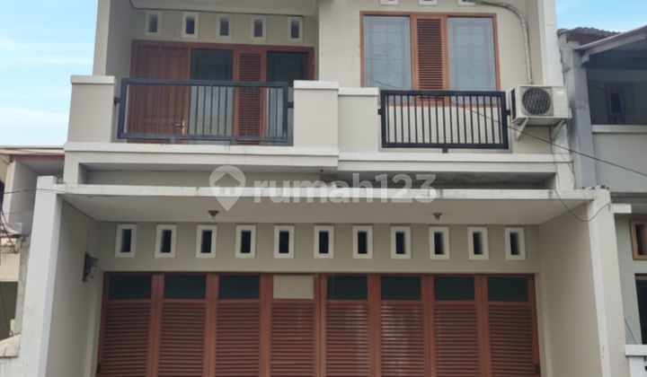 Rumah Tebet Siap Huni Lokasi Oke di Tebet SHM 2