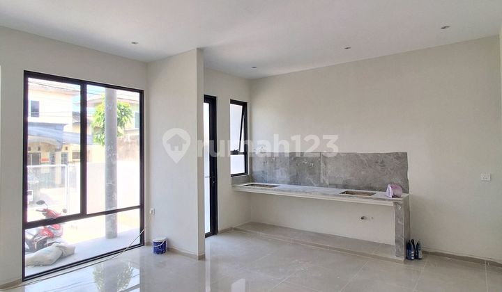 Dijual Rumah di Tiban Nirwana 2