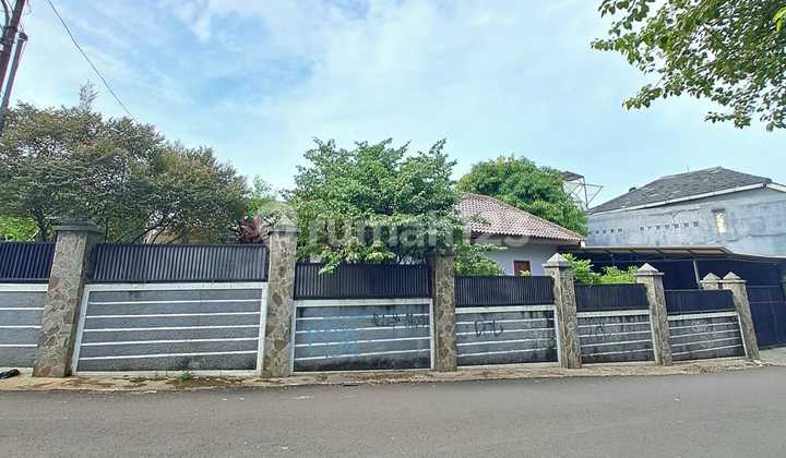 For Sale Spacious House in Pamulang - Land 546m², Building 200m²