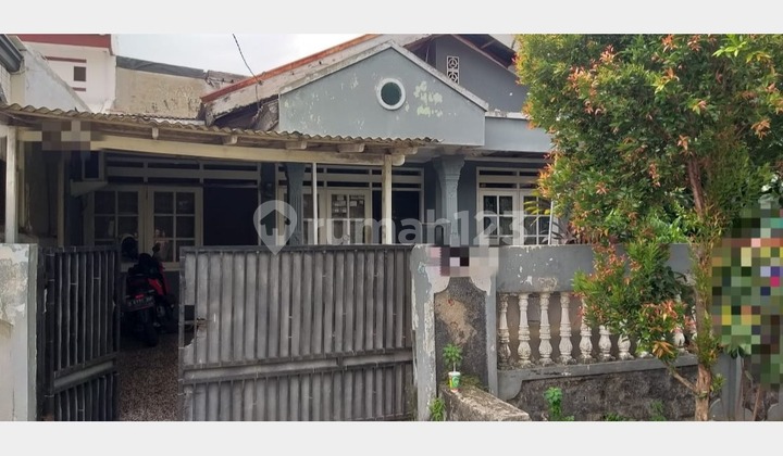 Dijual Cepat: Rumah Siap Huni di Komplek daerah Ciledug (LT 200m²), Sangat Potensial untuk Kos/Kontrakan Dijual Cepat: Rumah Siap Huni di Komplek daerah Ciledug (LT 200m²), Sangat Potensial untuk Kos/Kontrakan