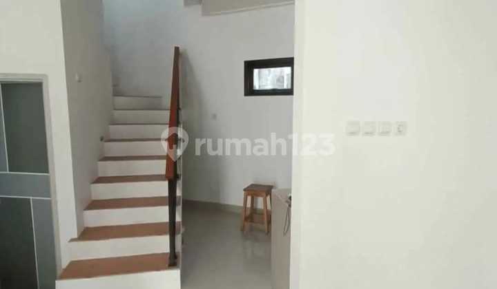 Dijual Rumah Baru Siap Huni di Ciracas, Jakarta Timur - Lokasi Strategis, Dekat Stasiun & Terminal Kampung Rambutan 2