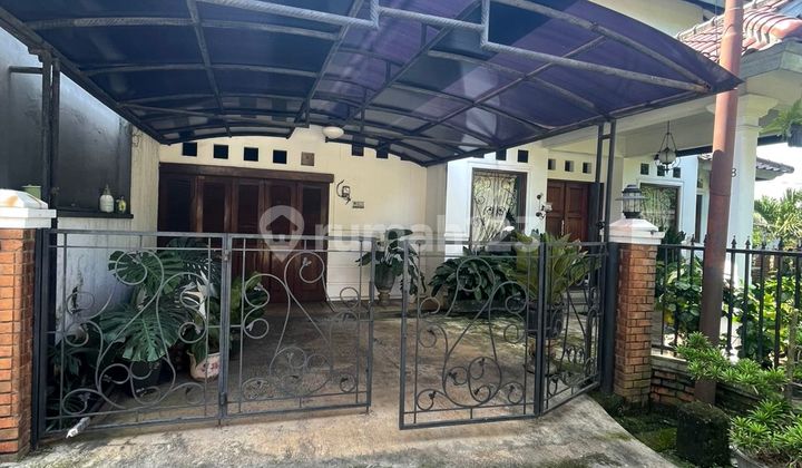 Dijual Rumah Tingkat Asri di Komplek Nyaman - Hook, Pisangan Cirendeu, Tangsel Dijual Rumah Tingkat Asri di Komplek Nyaman - Hook, Pisangan Cirendeu, Tangsel