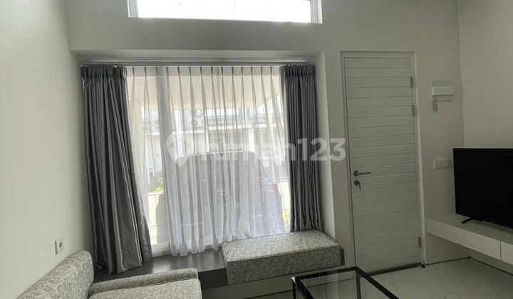 Dijual rumah full furnished BSD 2