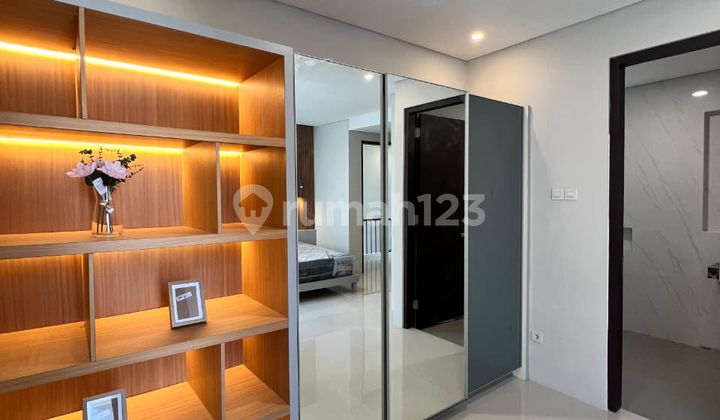 For Sale Nice House in Dian Istana Modern Minimalist 2 Floors 2