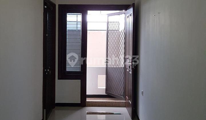 Dijual Cepat Rumah Mulyosari Prima 2 Lantai Siap Huni 2