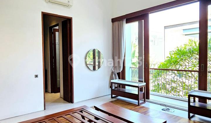 For Sale Luxury Villa-Style House In Pakuwon City Cluster Villa Royal 2