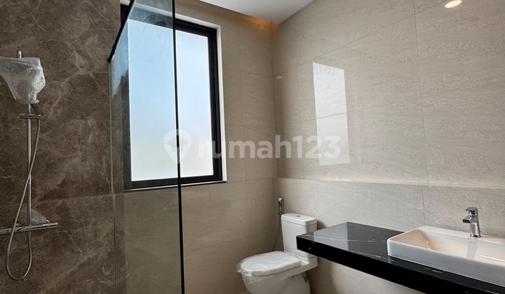 For Sale Luxury House in Pakuwon Indah Cluster Lisbon 2