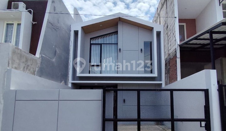 Sim Dijual Rumah Minimalis Modern di Mulyosari Sim Dijual Rumah Minimalis Modern di Mulyosari