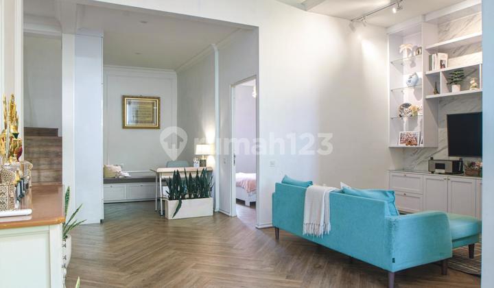 2-Story Ready-to-Occupy House in a Strategic Location at Puri Taman Asri, Sidoarjo