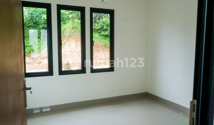 Rumah Siap Huni - Cicilan 1 Jutaan Strategis 6 Menit Ke Stasiun Parung Panjang, Dekat Dengan Bsd