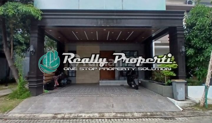 Dijual Rumah Semi Furnish 3 1/2 Lantai Dengan Kolam Renang Indoor Di Dalam Cluster Kota Harapan Indah Bekasi