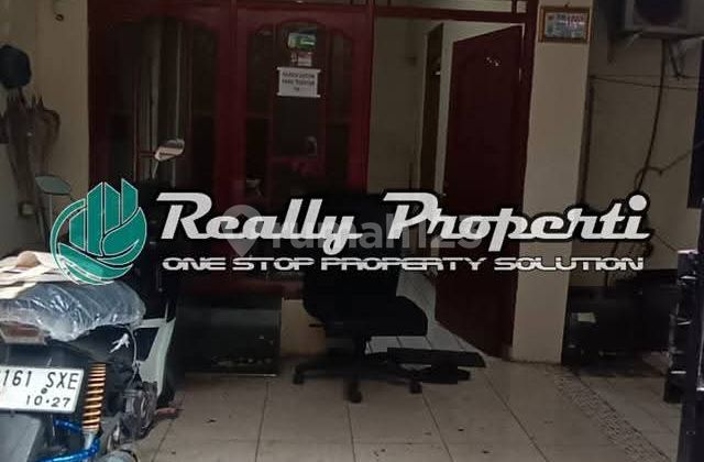 Dijual Rumah dan Kontrakan 5 Pintu 2 Lantai di Jatiwaringin Dijual Rumah dan Kontrakan 5 Pintu 2 Lantai di Jatiwaringin