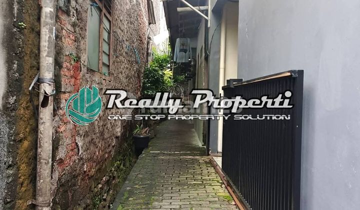 Dijual Rumah dan Kontrakan 5 Pintu 2 Lantai di Jatiwaringin 2