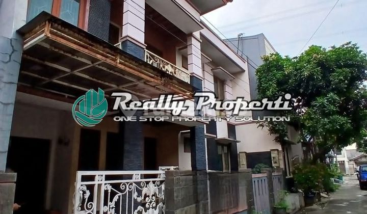 For Sale 3 Plots 3-Story House in Jatimulya Housing 5 Minutes to East Bekasi Toll Road 2