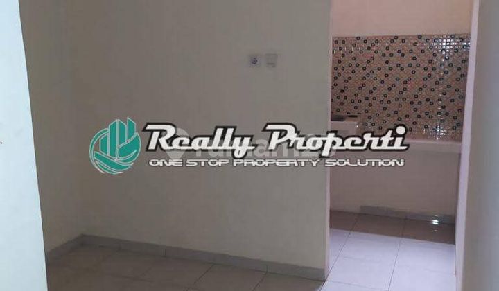 For Sale: 8-Door 3-Compartment Rental Units in Jatikramat 2