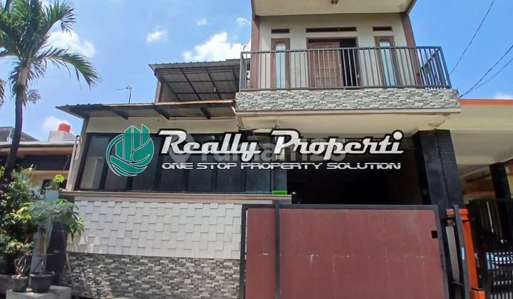 Dijual Rumah 2 Lantai Semi Furnish Dalam Cluster