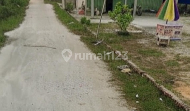 1,200 M² Land for Sale - Strategic Location on Jl. Garuda Sakti Km 10 (Kampar) 1,200 M² Land for Sale - Strategic Location on Jl. Garuda Sakti Km 10 (Kampar)