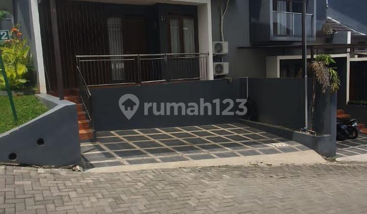 Dijual Cepat dan Murah Rumah Bagus dan Asri di Daerah Sariwangi Dijual Cepat dan Murah Rumah Bagus dan Asri di Daerah Sariwangi