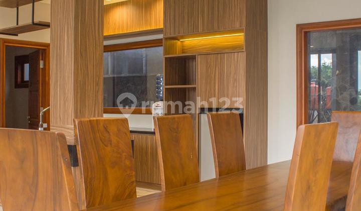 For Sale Nice House in the Mountain Air of Villa Dago Resort Bandung 2