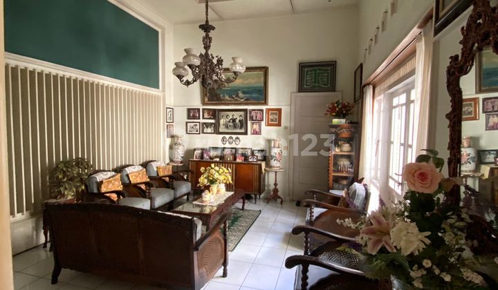 Dijual Rumah Bangunan Antik Terawat di Lingkungan Asri Strategis Dijual Rumah Bangunan Antik Terawat di Lingkungan Asri Strategis