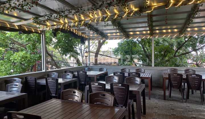 For Sale Active Cafe&amp;Resto Near Campus on Jln Mainroad Sarijadi