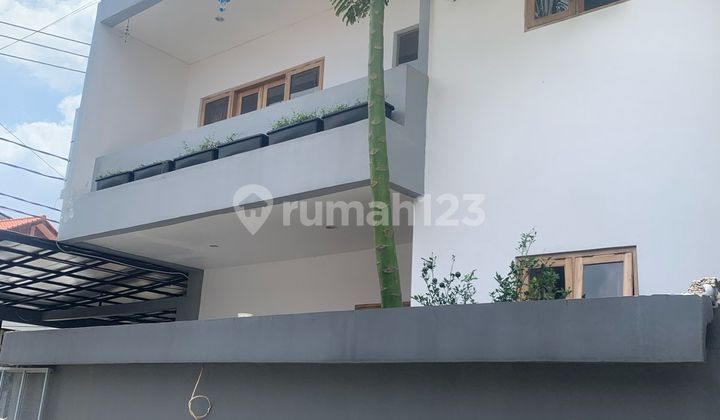 Dijual Rumahkantor Bangunan Kokoh,Udara Segar Diciwaruga