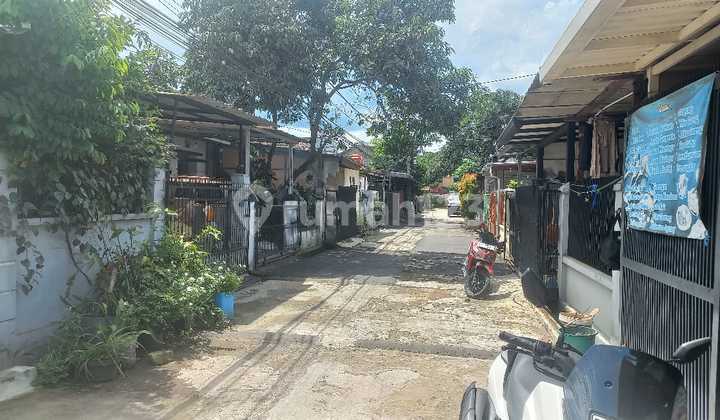 Dijual Rumah Siap Huni di Taman Rahayu Dekat Akses Tol 2