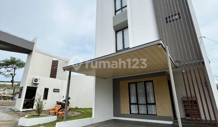 Townhouse 3 Lantai - Grogol Amethyst Garden Hanya Menit ke Eexit Tol Desari