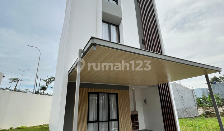 Rumah 3 Lantai 5 Kamar di Depok,Dekat Pintu Tol Desari
