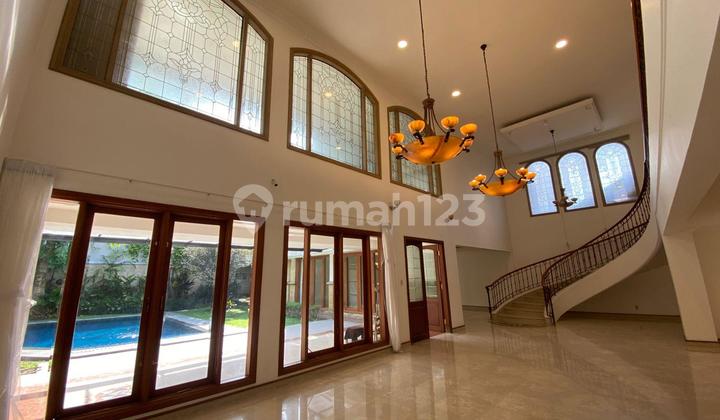 For Rent House in Strategic SCBD Location, with Private Pool. For Rent House in Strategic SCBD Location, with Private Pool.