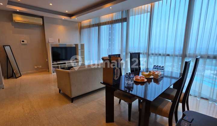 Disewakan Apartement Windsor Tower Luxury 3 Br 2 Bath 1