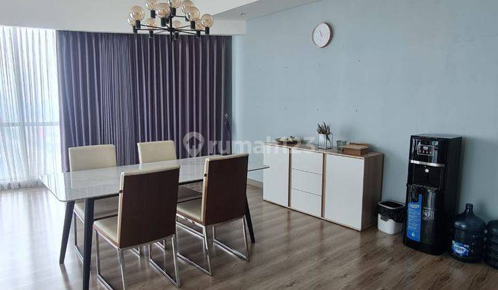 Apartemen Saint Moritz 3 BR Hadap Utara Timur Tower Presidential 2