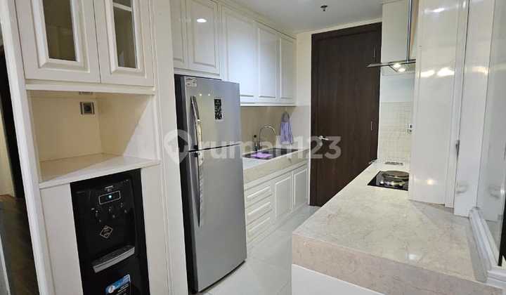 Disewa Apartement St. Moritz tower New Royal 3br 3br 2bath 2