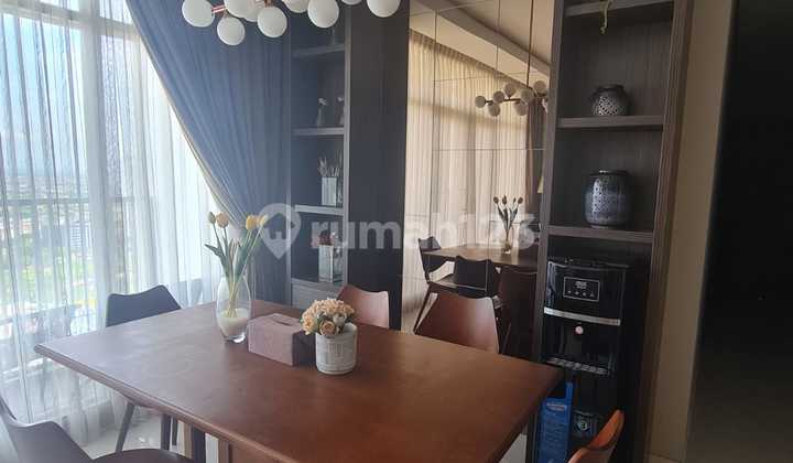 For rent: Ciputra International Puri apartment, 3BR, 120m², 2 bathrooms, fully furnished, nice.