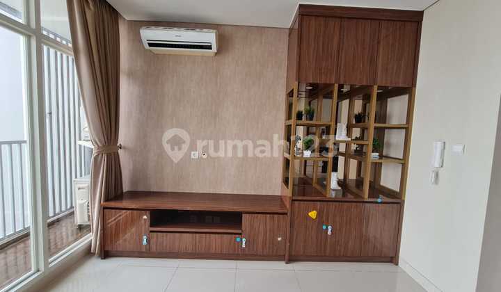 For Rent Ciputra International Puri Tower Amsterdam Apartment 3br converted to 2br