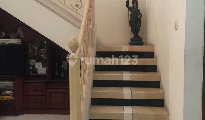 Turun Harga! Rumah Furnished Sutorejo Prima Full Furnished 2