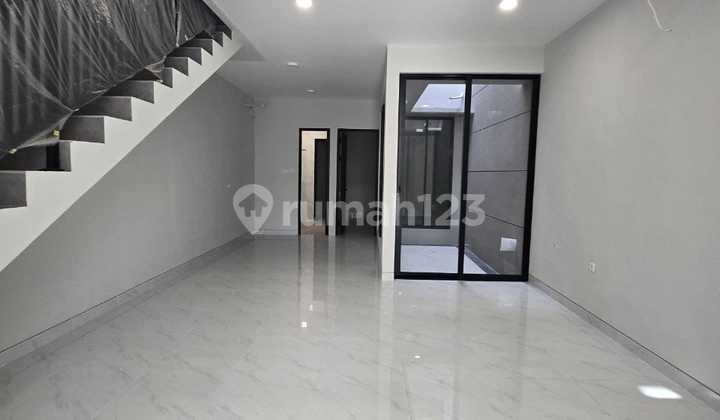 Rumah Baru Luxury Modern Premium Baruk, Dekat Merr Rumah Baru Luxury Modern Premium Baruk, Dekat Merr