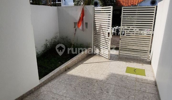 Rumah Baru 2 Lantai Medokan Asri Dekat Kampus Upn