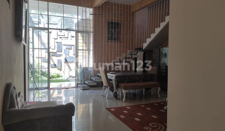 Rumah Mewah 2 Lantai Villa Gunung Buring, Sejuk & Asri 2