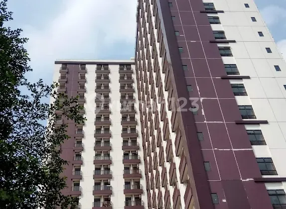 Jual Cepat !!! Unit Eksklusif di Diamond Avenue (Dave) Apartment