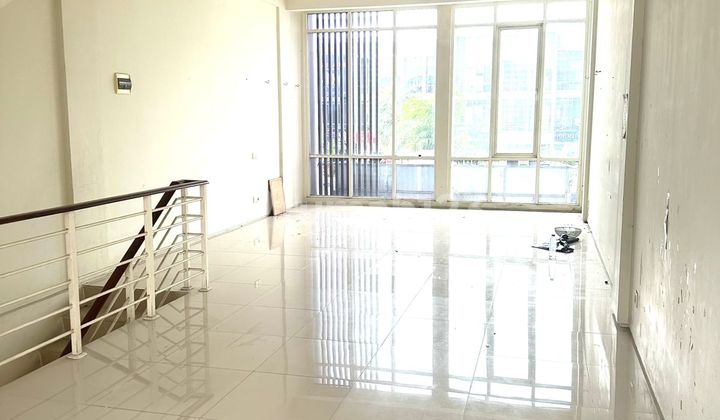 For Rent: Shophouse on Northwest Boulevard, North Citraland 2