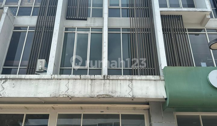 For Rent: Shophouse on Northwest Boulevard, North Citraland
