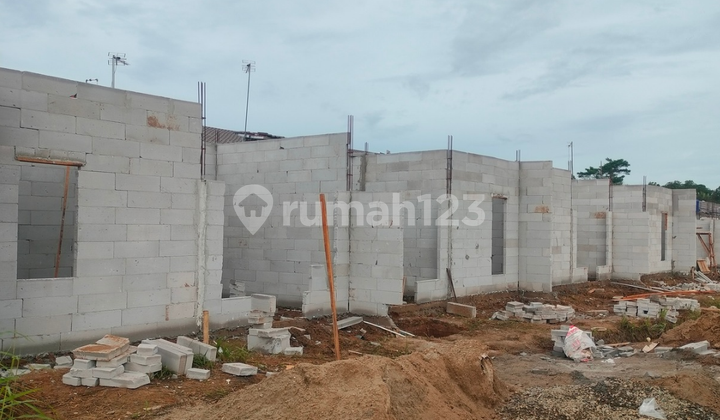 Subsidized House Near East Serang Toll Road