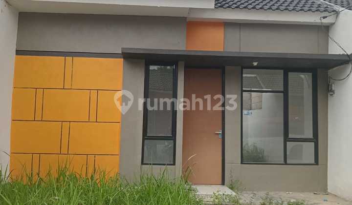 Take Over House Near East Serang Toll Road