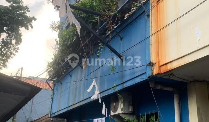 Strategic Ruko by the Main Protocol Roadside - Suitable for Any Business! 2