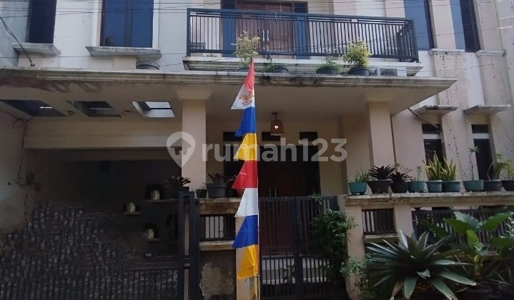 Siap Huni, Rumah, 2 Lantai, SHM, Dekat Akses Bandara, 1