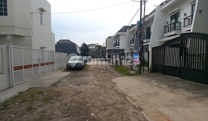 Turun 170 Jt Rumah Cantik Modern Depok, Garansi Tidak Banjir, di Grand Depok City Rumah Bagus