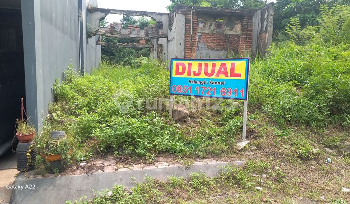 Kavling Grand Depok City, Ada Tanah Pengembang Lebih di Belakang Krn.batas Tanah (Di Belakang Rumah Lapangan.komplek) bisa Buat Taman Belakang