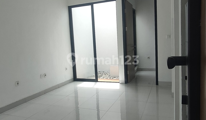 Rumah Mewah 2 Lt Sudah Shm Harga Terjangkau  2