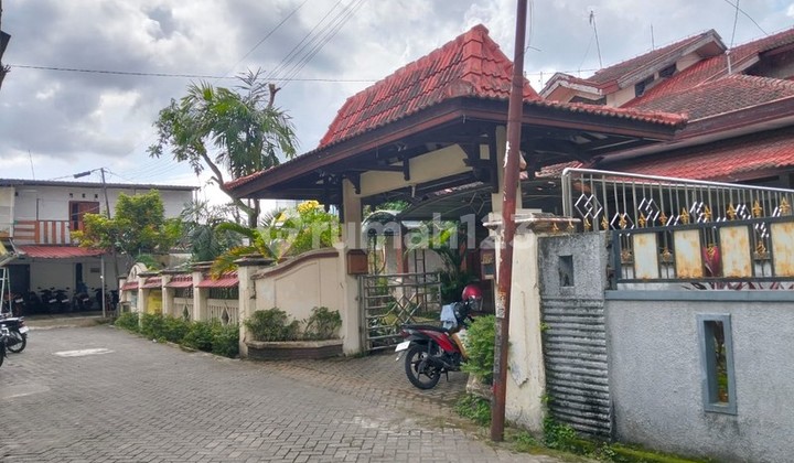Rumah tinggal 709 m Pandega Marga,area pendidikan& bisnis Sleman